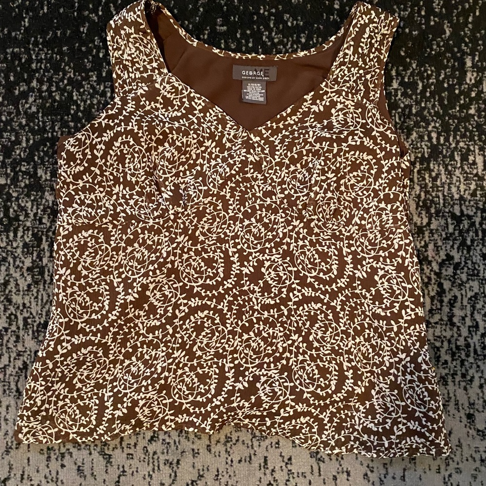 Sleeveless dress top